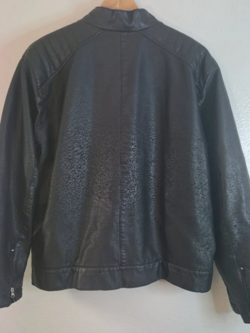 Tommy Hilfiger Black Faux Leather Moto Jacket Men’s Vintage Y2K Style - Picture 9 of 9
